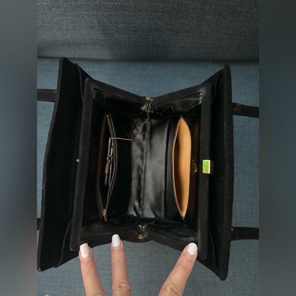 Vintage 2 Pieces Black Suede Leather Top Handle Handbag Gold Hardware Bee Accent - Picture 11 of 16